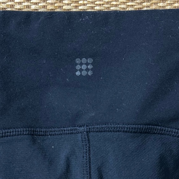 Title Nine Hybrid Hiking Leggings Womens Medium Black Nylon - Picture 5 of 14